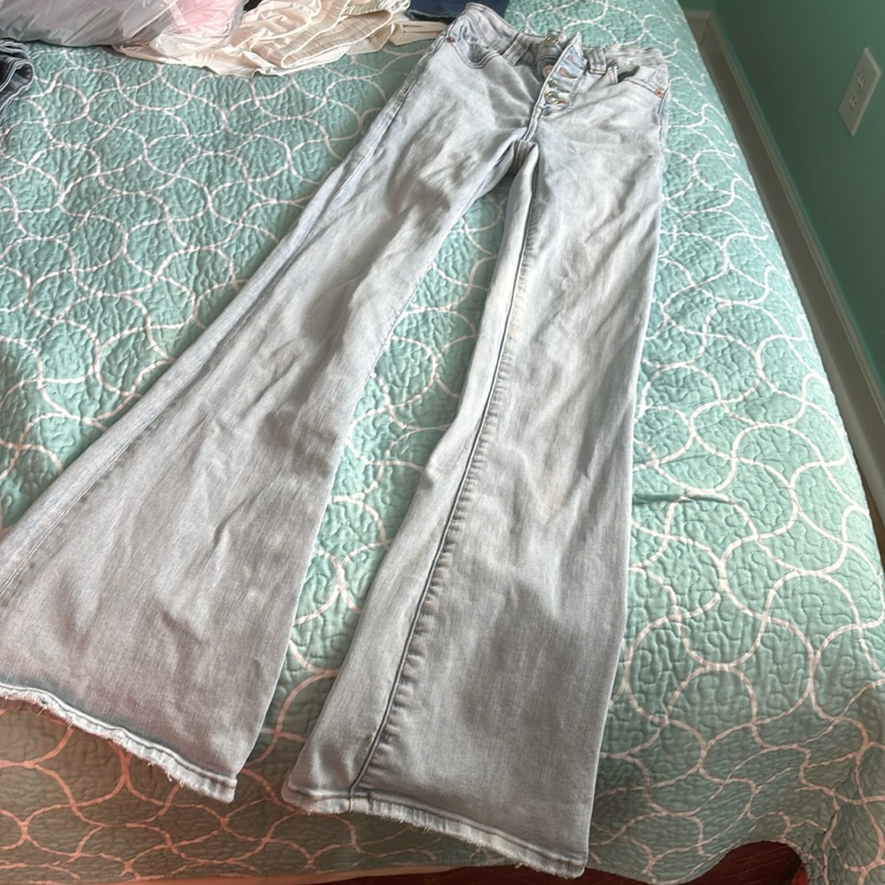 AE women flared jeans